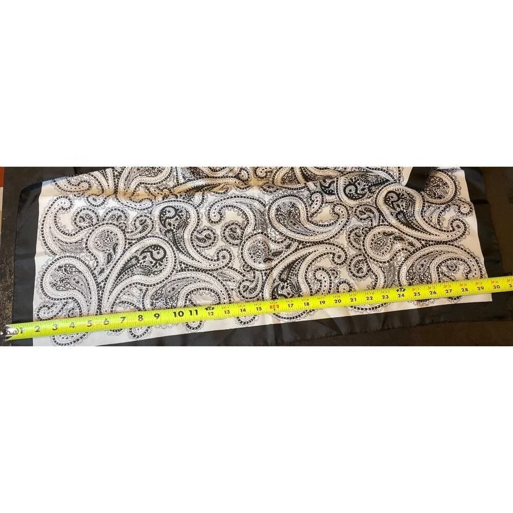 Carola’s Black White Paisley Polyester 30 x 30 Scarf
